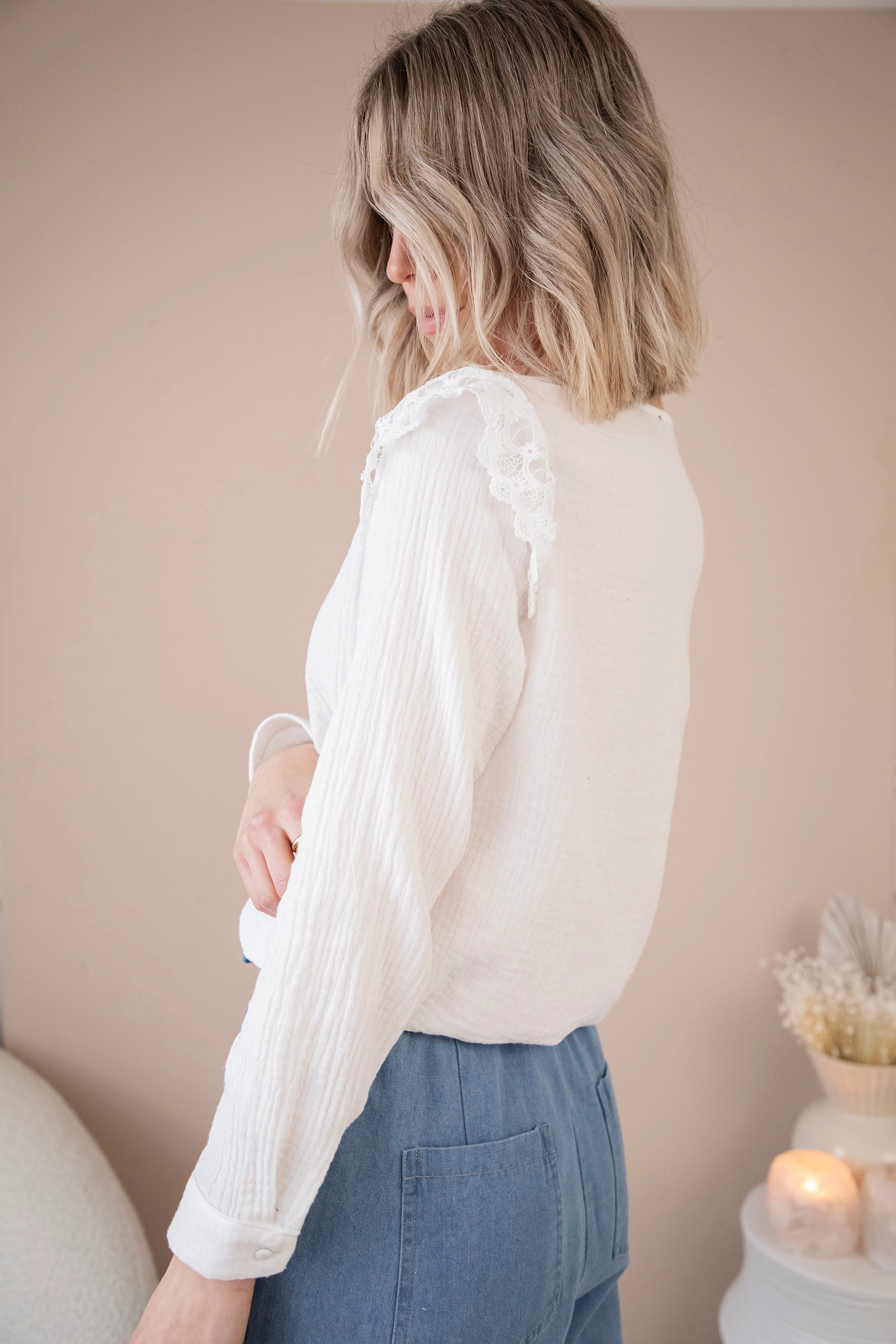 Love The Lace & Tetra White - Blouse
